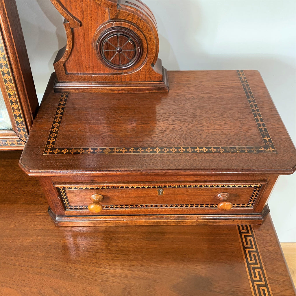 Exhibition Quality Walnut Dressing Table by Lamb of Manchester-Antique Furniture > Dressing Tables-James Lamb of Manchester-Lowfields Barn Antiques