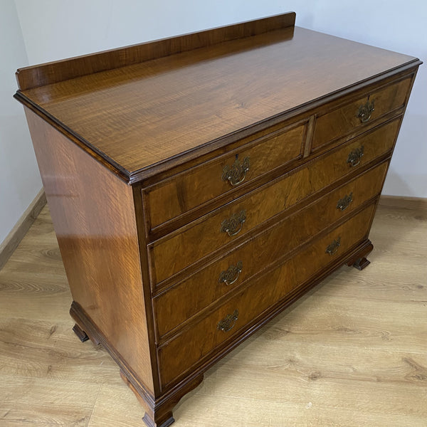 Fine Burr Walnut Chest of Drawers by Waring and Gillows Lancaster-Antique Furniture > Chest of Drawer-Waring and Gillows Lancaster-Lowfields Barn Antiques